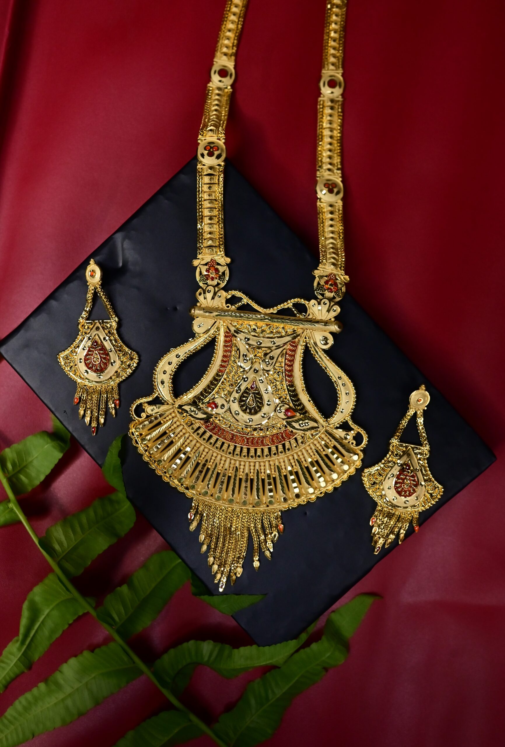 Antique Gold-Plated Long Haar with Earrings